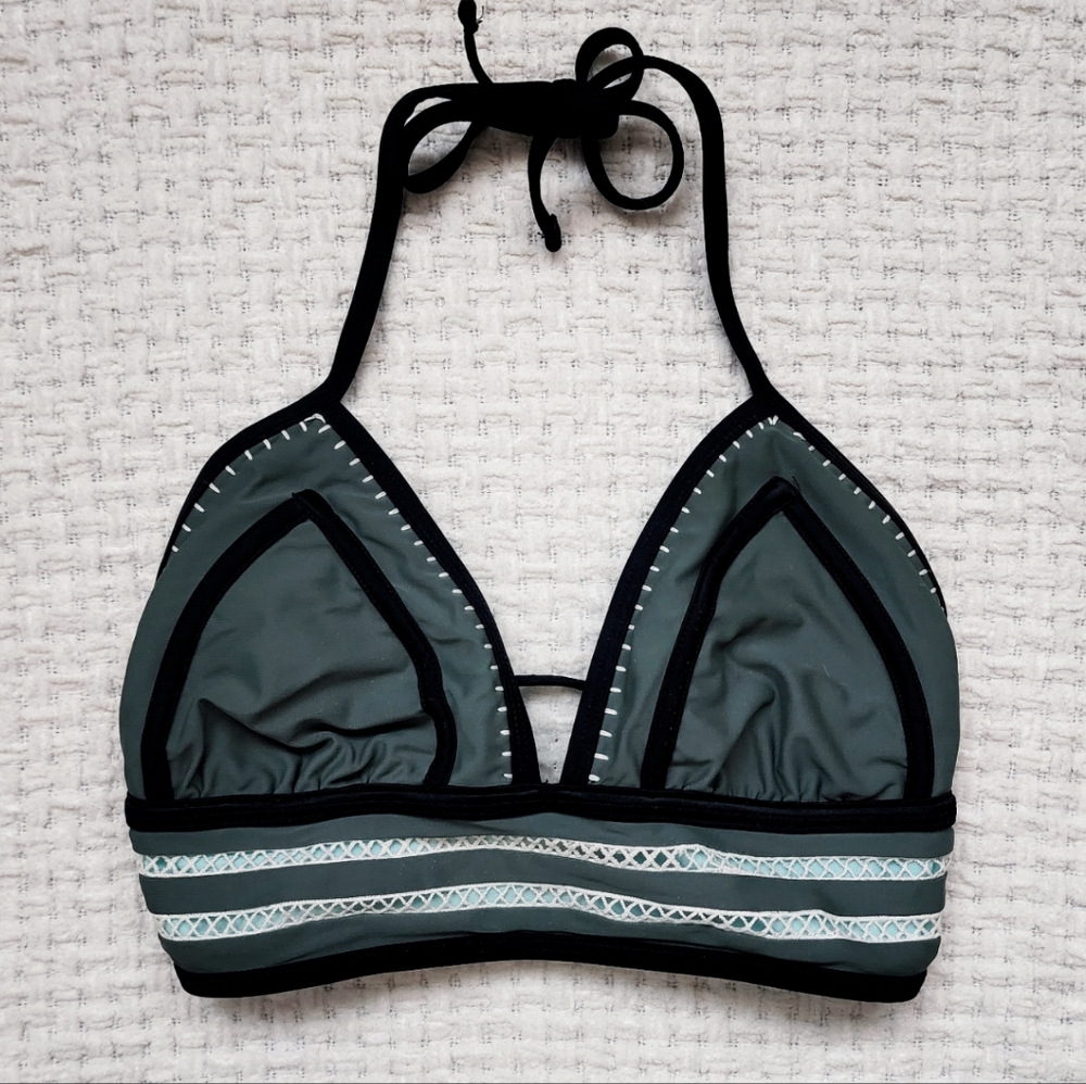 Sporty Bikini Top